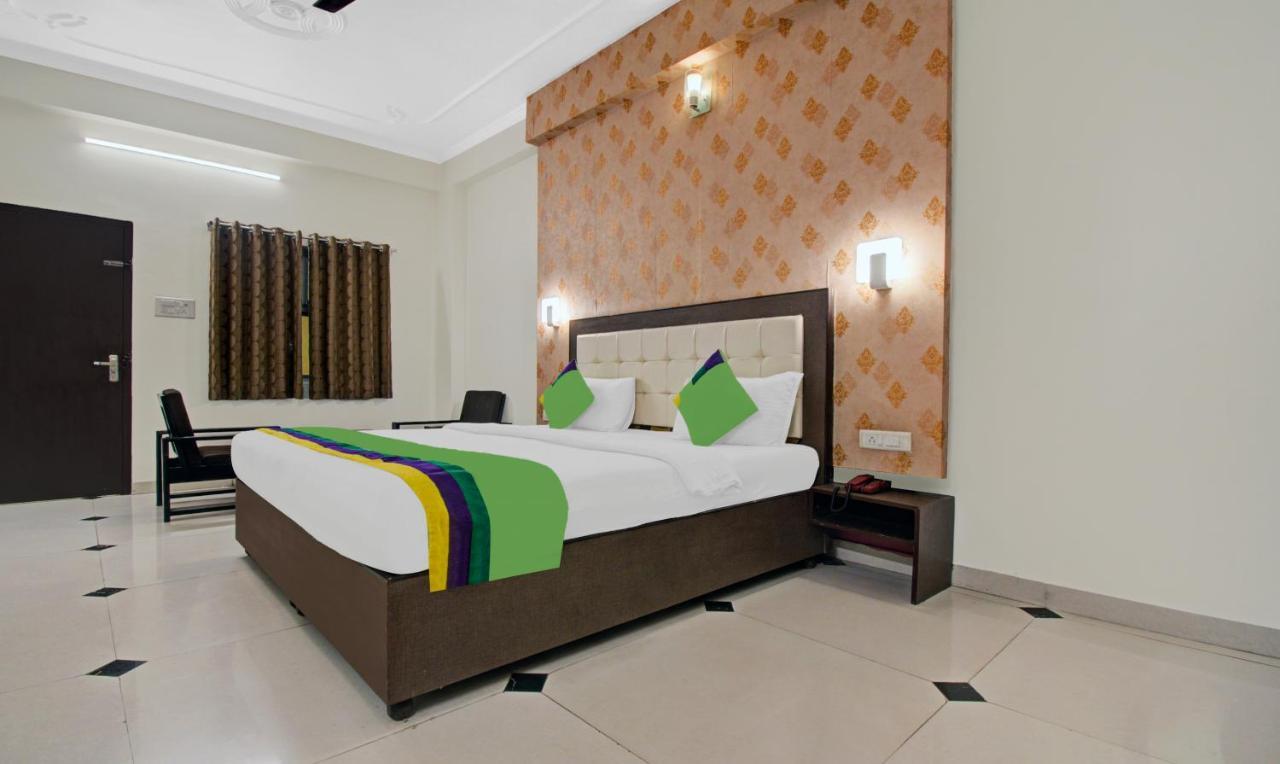 Treebo Trend Dream Palace Джайпур Екстериор снимка
