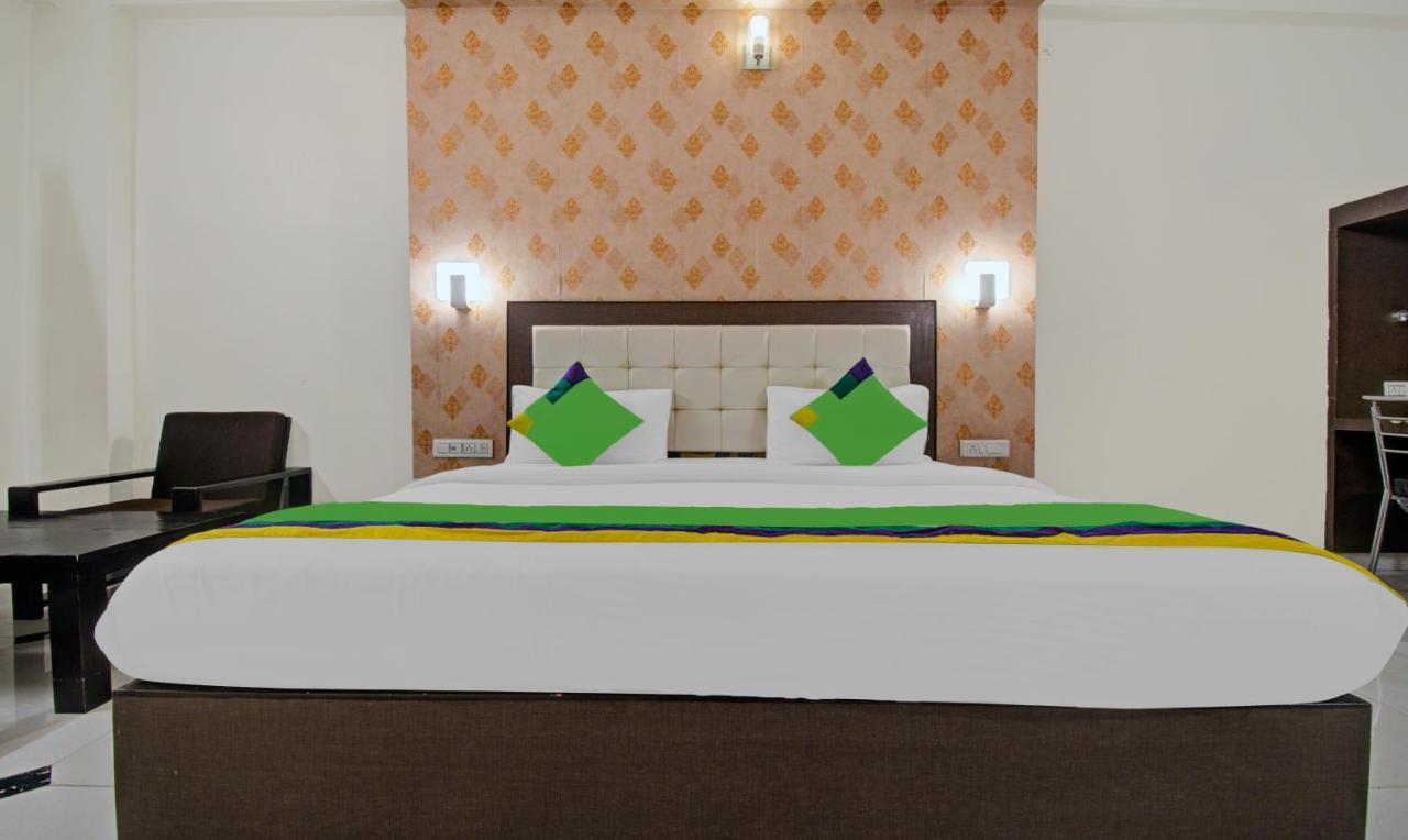 Treebo Trend Dream Palace Джайпур Екстериор снимка
